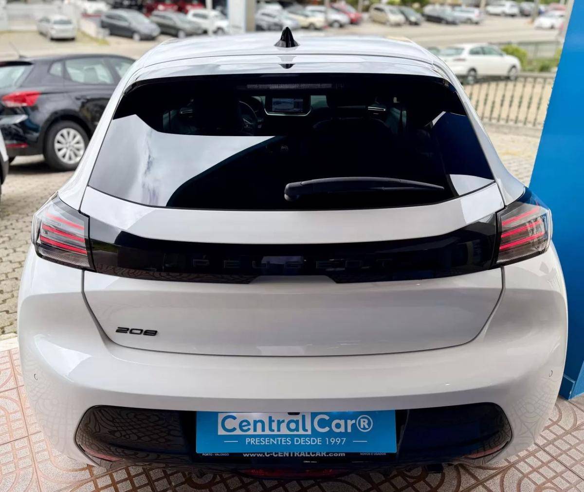 peugeot-208-2024-gasolina-1199cc