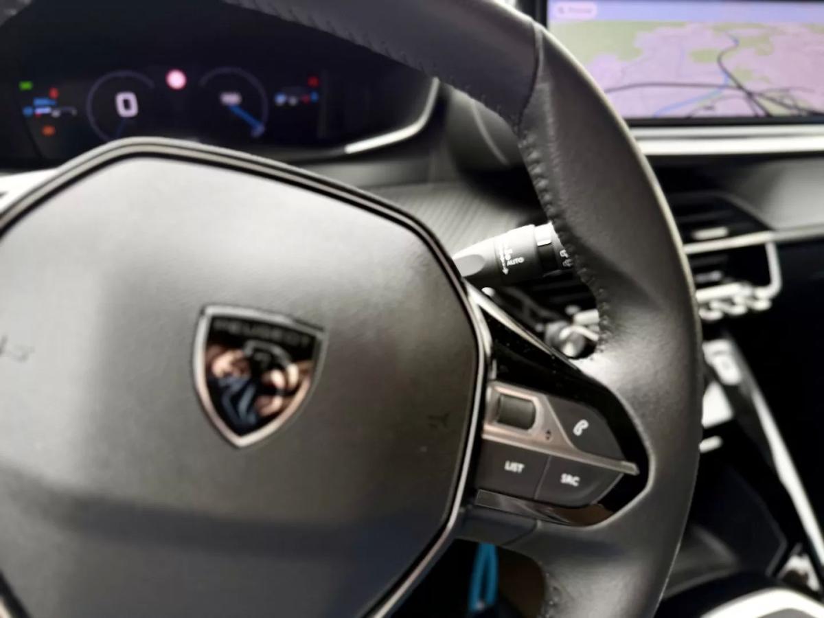 peugeot-208-2024-gasolina-1199cc