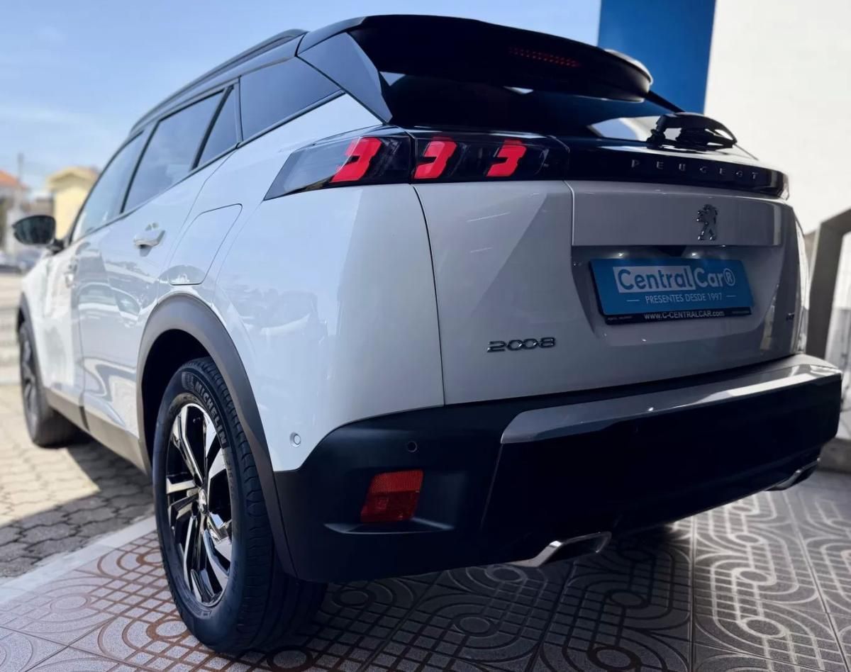peugeot-2008-2021-gasolina-1199cc