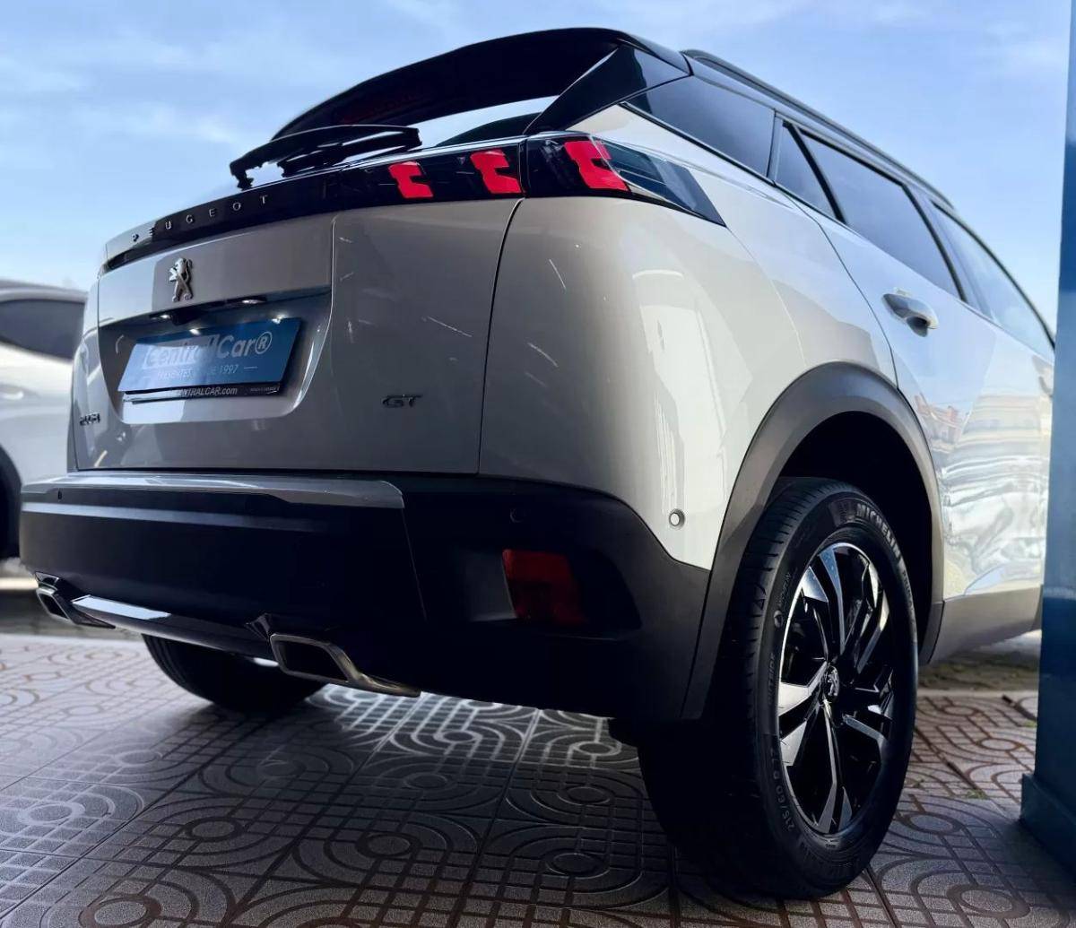 peugeot-2008-2021-gasolina-1199cc