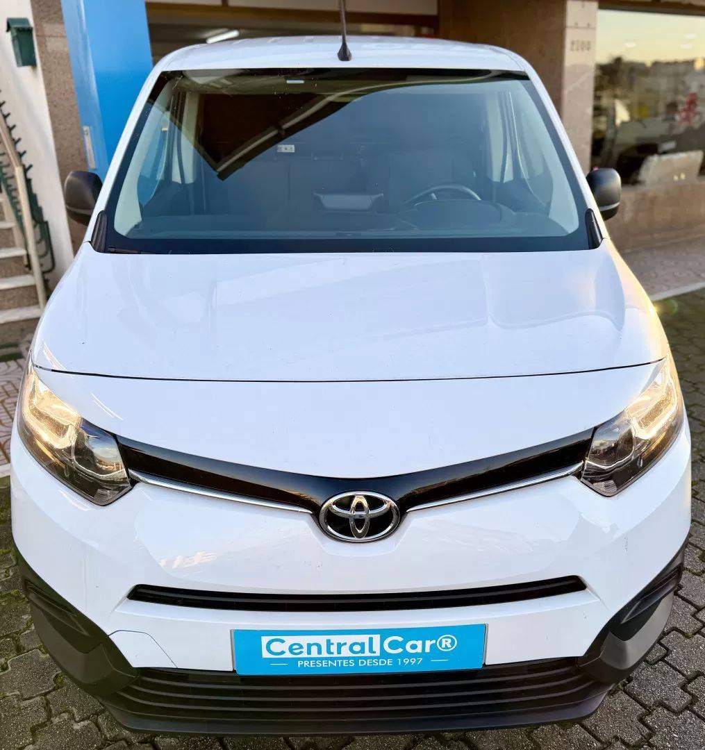 toyota-proace-city-2024-diesel-1499cc