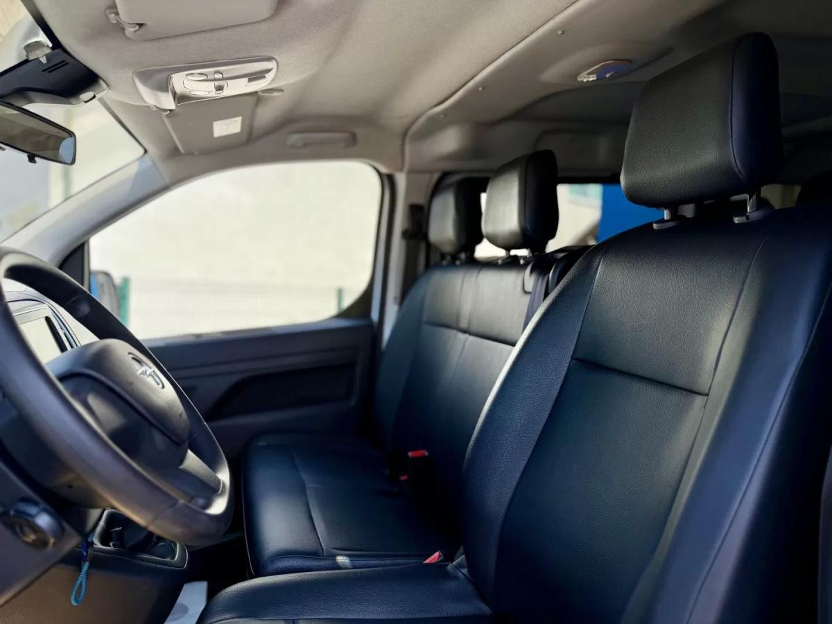 opel-vivaro-2023-diesel-1499cc