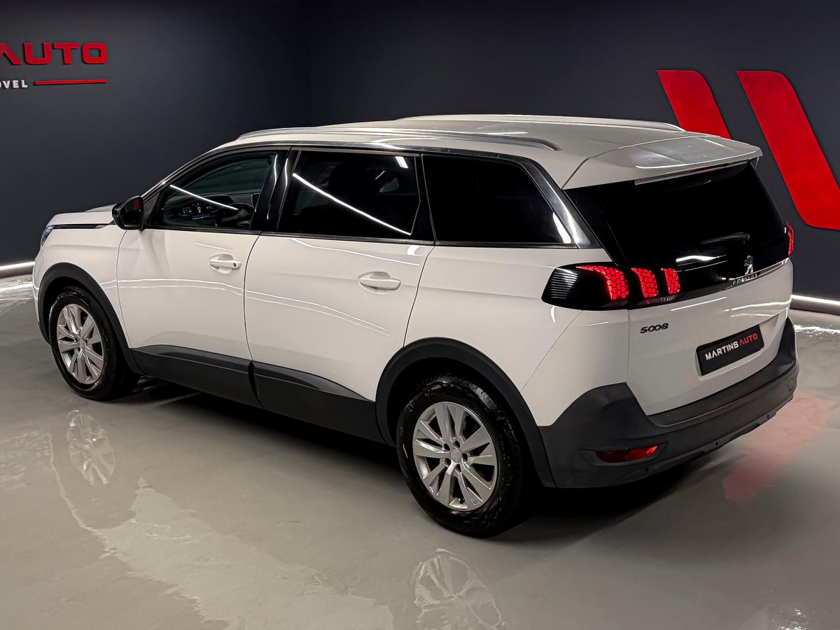 peugeot-5008-2017-diesel-1560cc