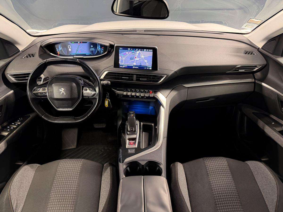peugeot-5008-2017-diesel-1560cc