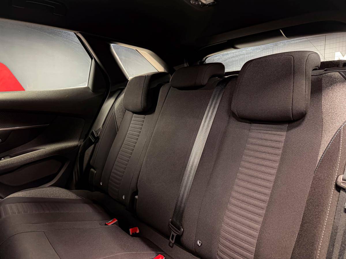 peugeot-3008-2023-hibrido-a-gasolina-1598cc