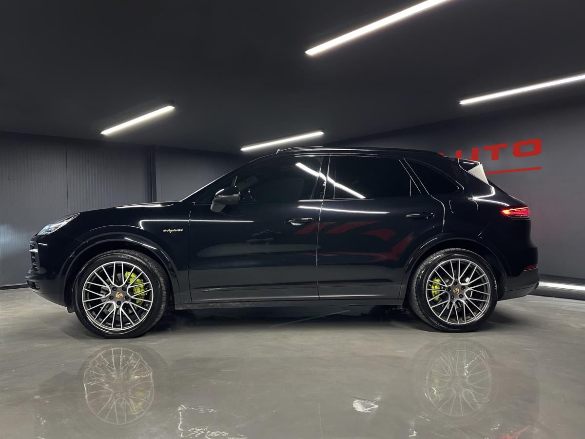 porsche-cayenne-2021-hibrido-a-gasolina-2894cc