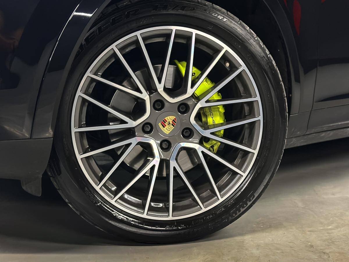 porsche-cayenne-2021-hibrido-a-gasolina-2894cc