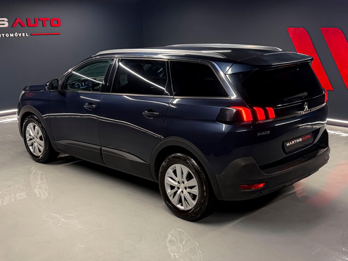 peugeot-5008-2018-diesel-1499cc