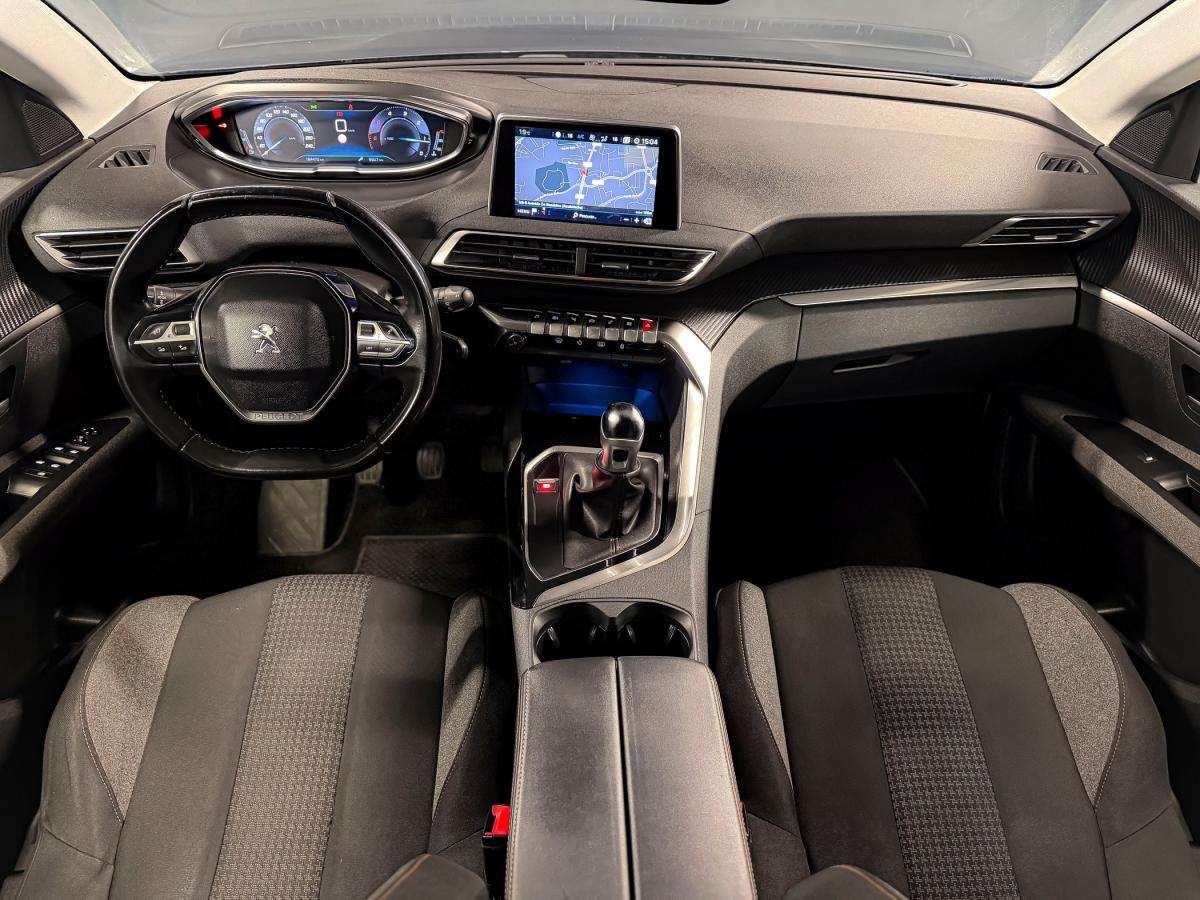 peugeot-5008-2018-diesel-1499cc