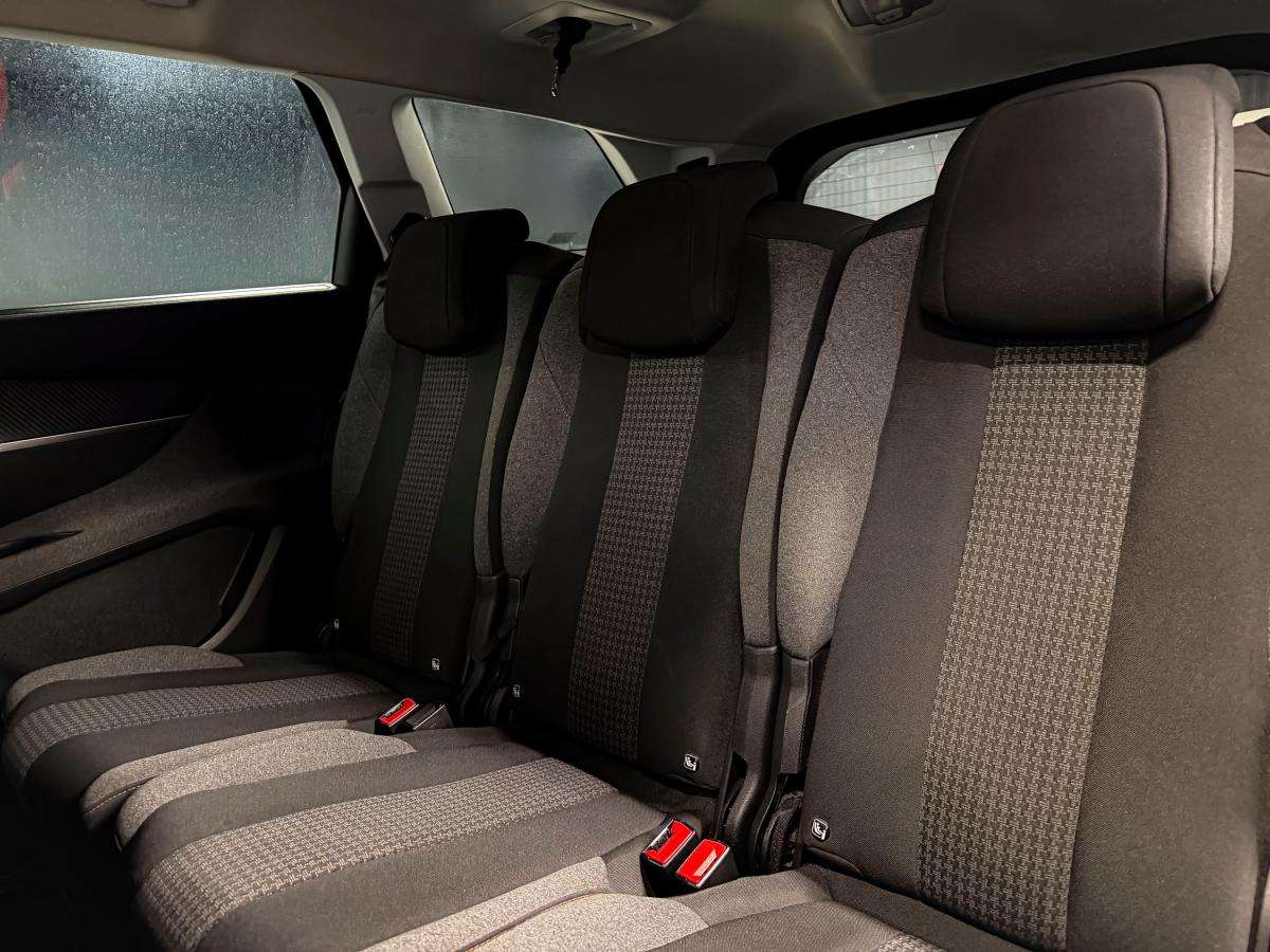 peugeot-5008-2018-diesel-1499cc