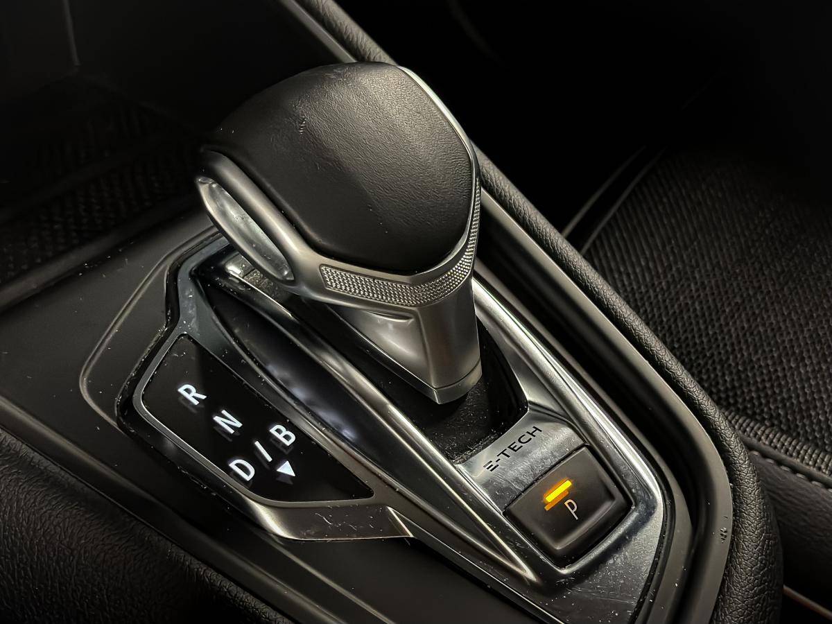renault-captur-2021-hibrido-a-gasolina-1598cc