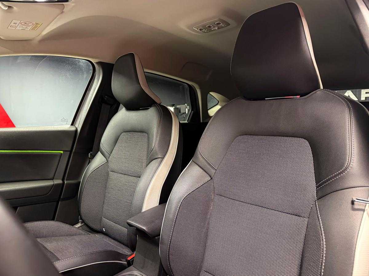 renault-captur-2024-gasolina-999cc