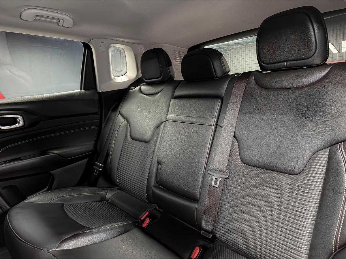 jeep-compass-2023-hibrido-a-gasolina-1332cc