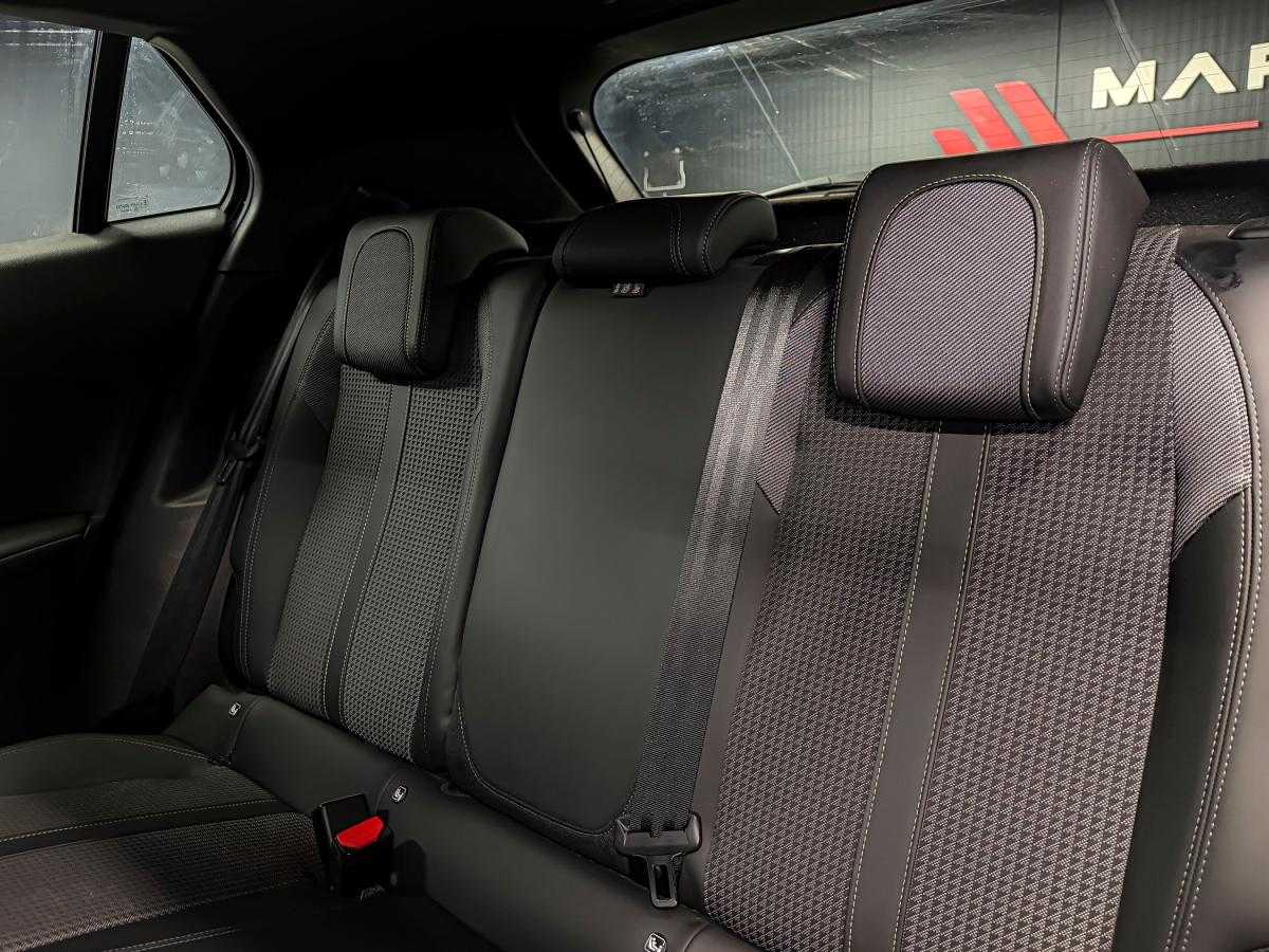 peugeot-2008-2022-gasolina-1199cc