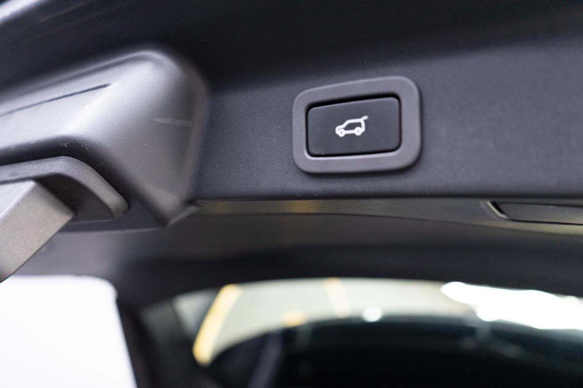 jaguar-f-pace-2018-diesel-1999cc