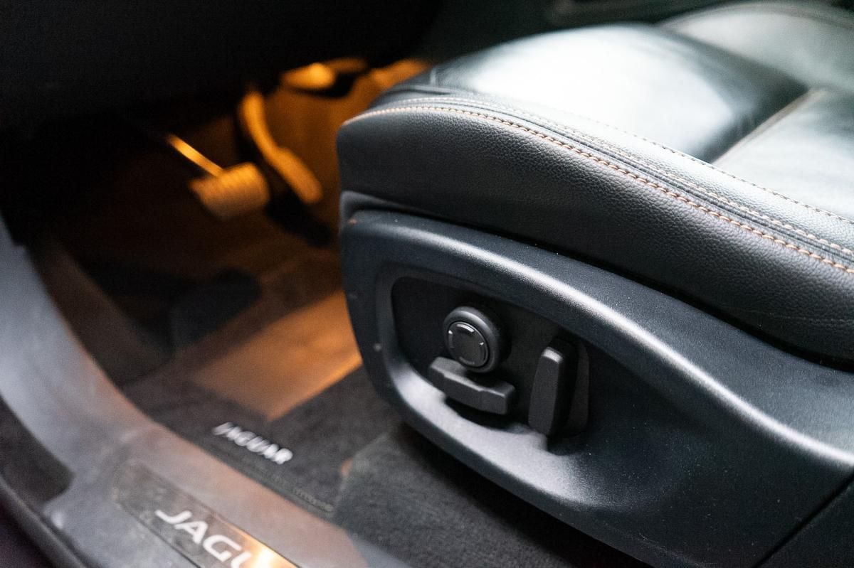 jaguar-f-pace-2018-diesel-1999cc