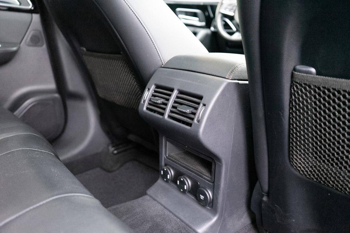 jaguar-f-pace-2018-diesel-1999cc