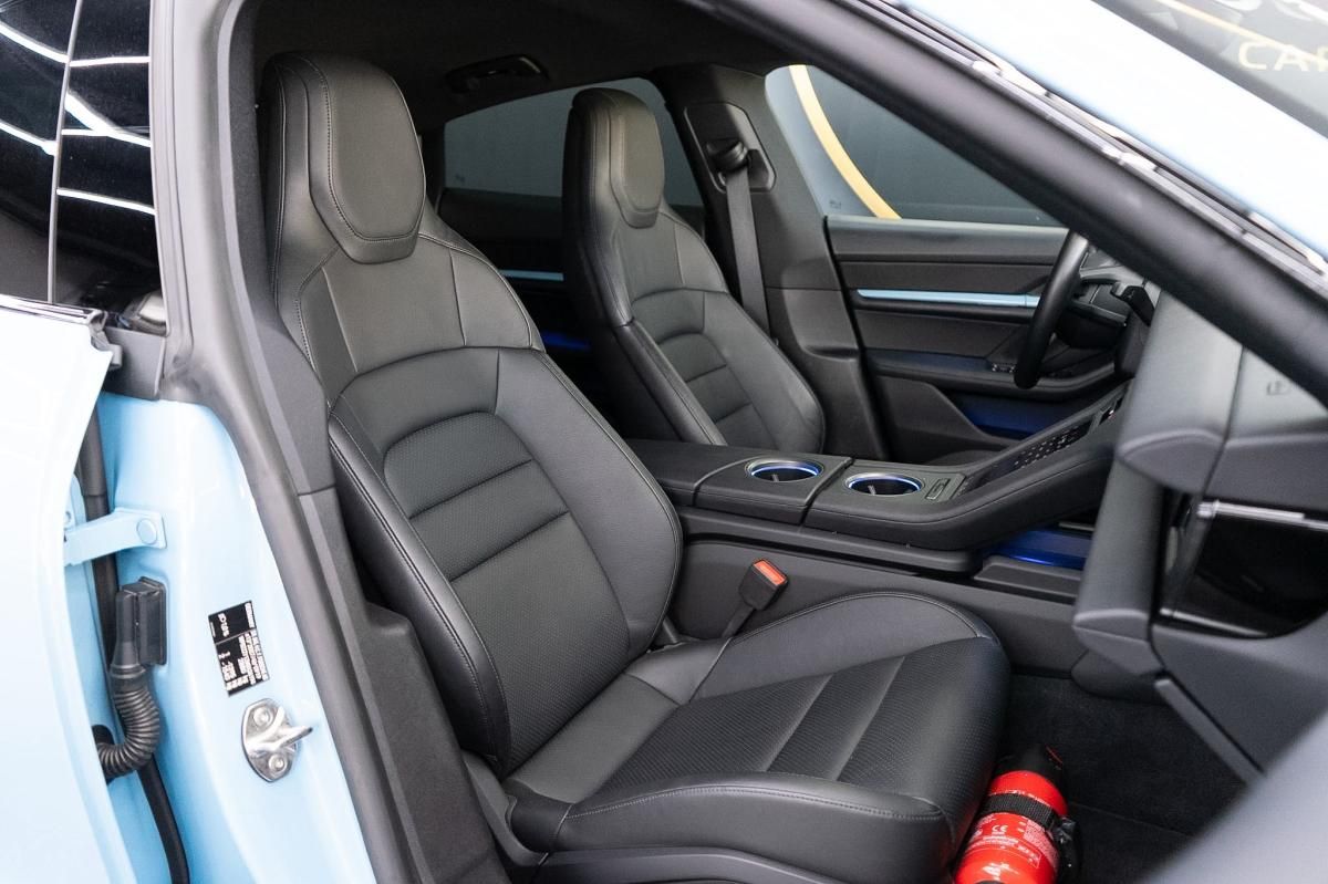 porsche-taycan-2020-eletrico-500cc