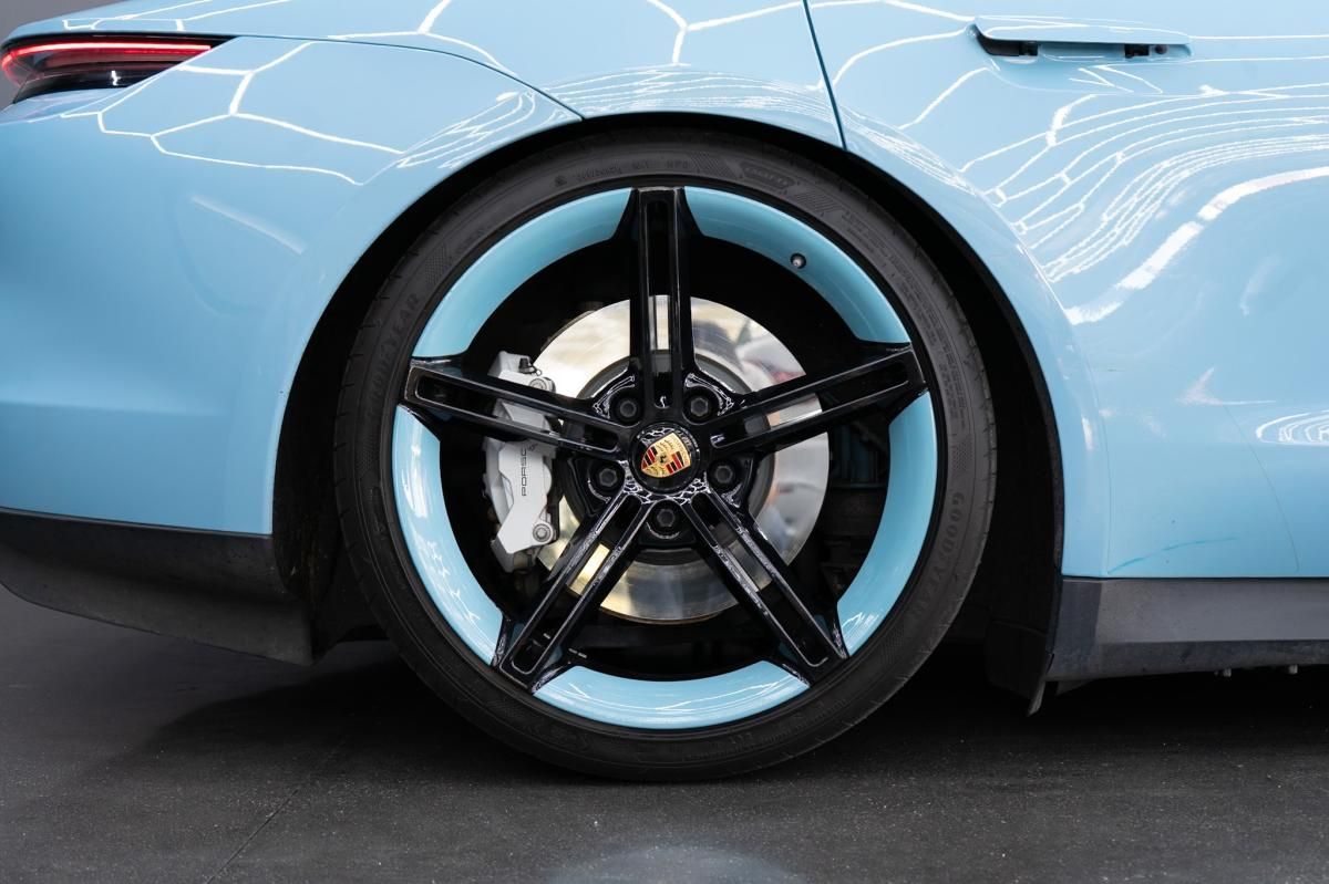 porsche-taycan-2020-eletrico-500cc