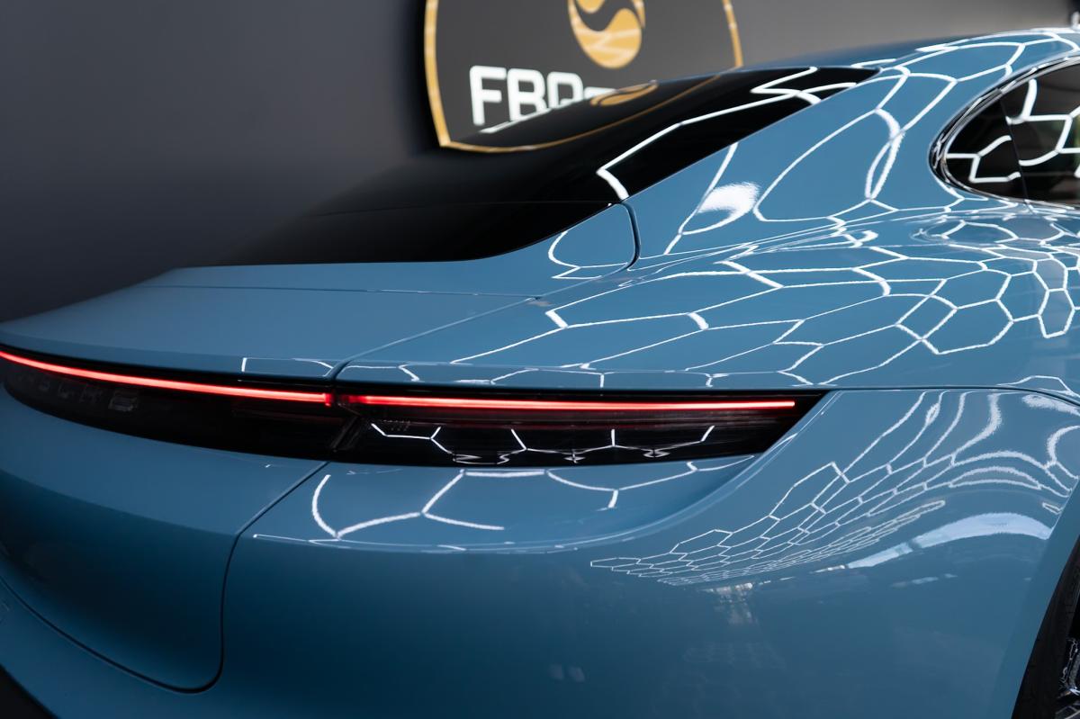porsche-taycan-2020-eletrico-500cc