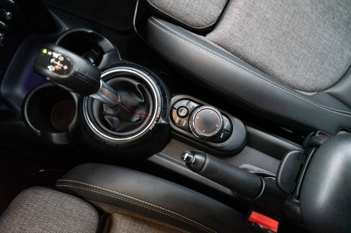 mini-cooper-2016-gasolina-1998cc