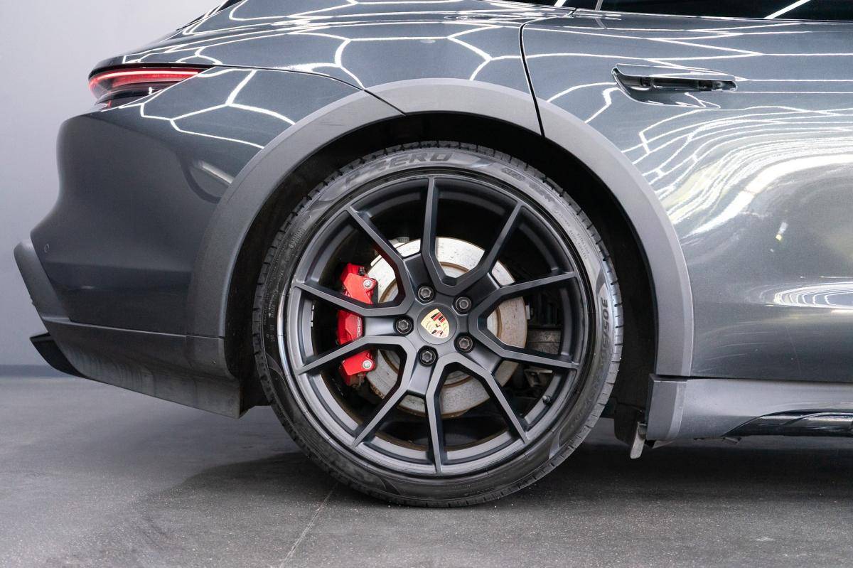 porsche-taycan-2022-eletrico-0cc