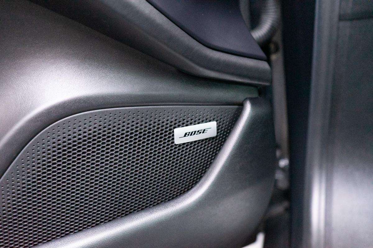 porsche-taycan-2022-eletrico-0cc