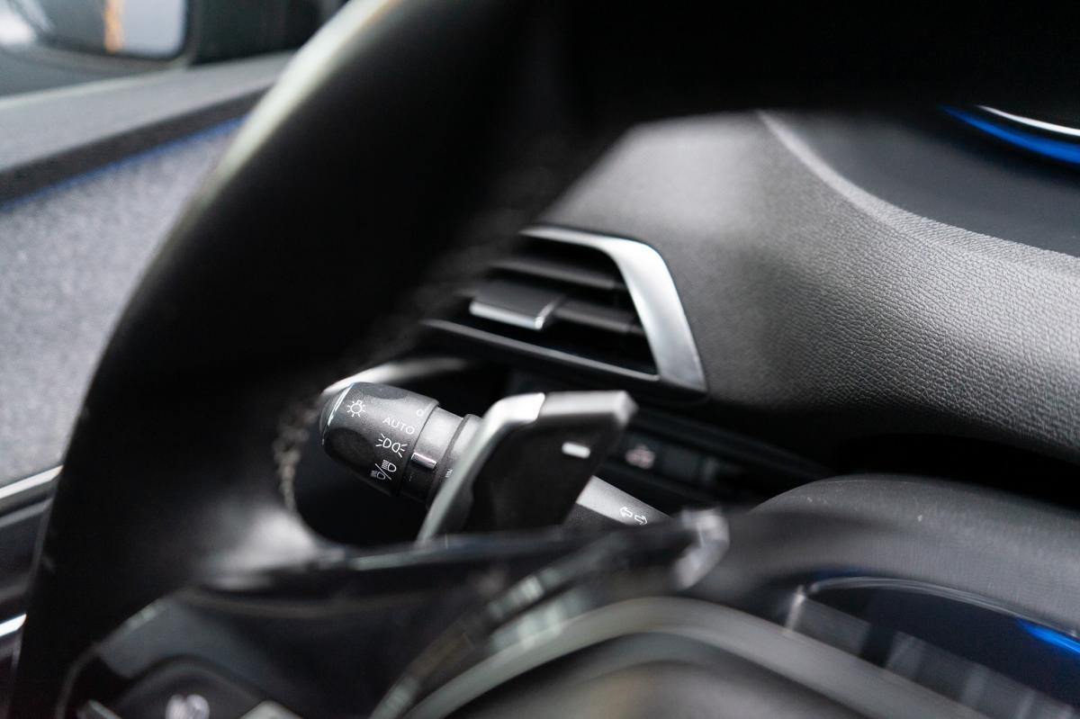 peugeot-3008-2020-diesel-1499cc