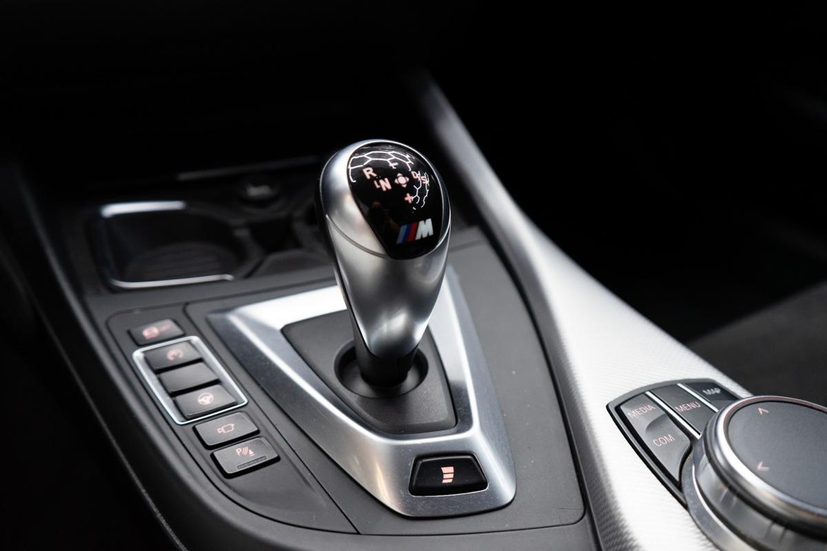 bmw-serie-1-2014-gasolina-2979cc