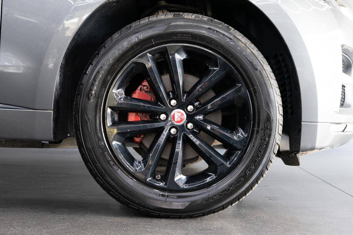 jaguar-f-pace-2017-diesel-1999cc