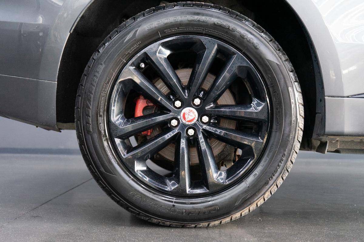 jaguar-f-pace-2017-diesel-1999cc