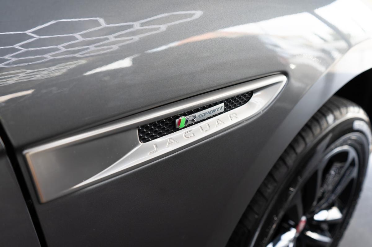 jaguar-f-pace-2017-diesel-1999cc
