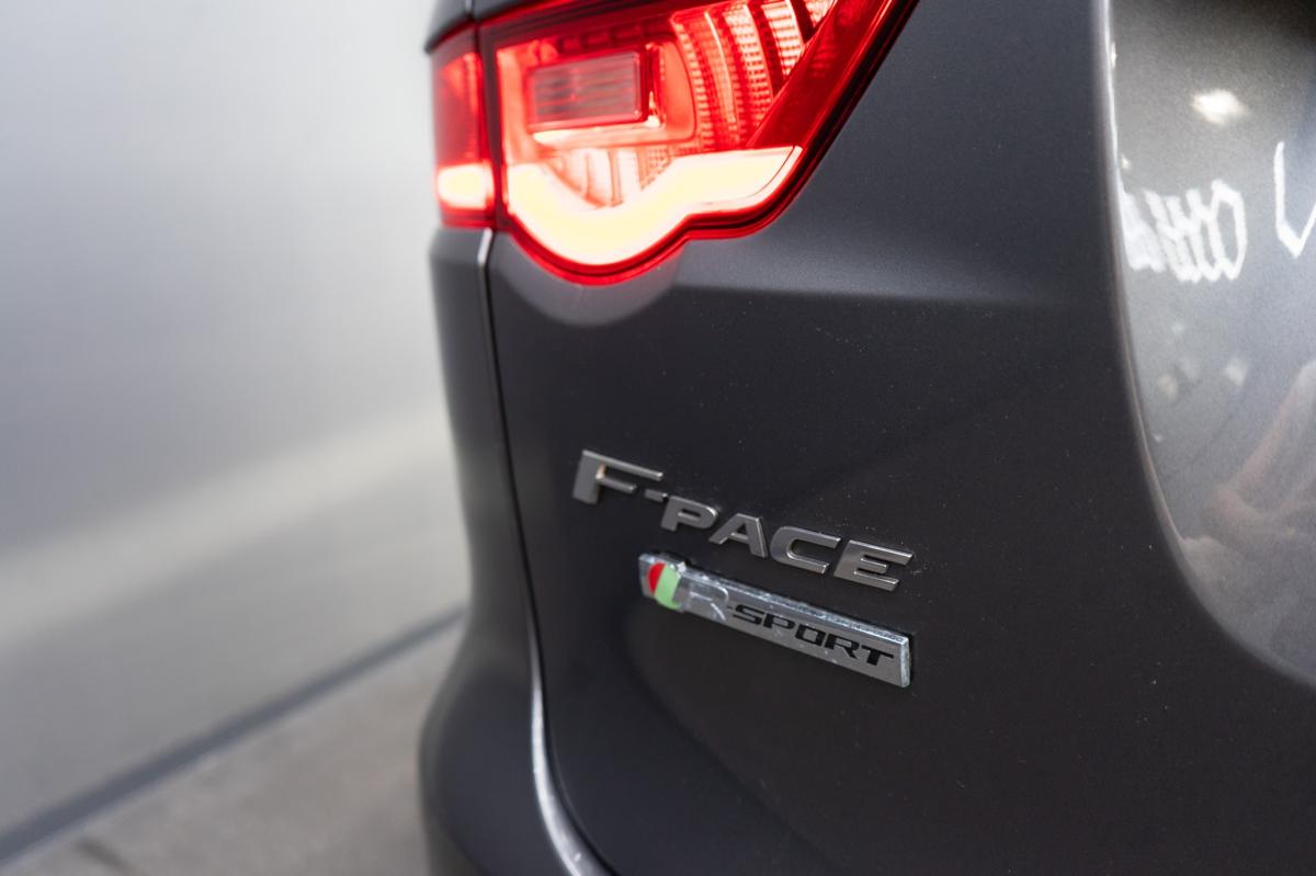 jaguar-f-pace-2017-diesel-1999cc