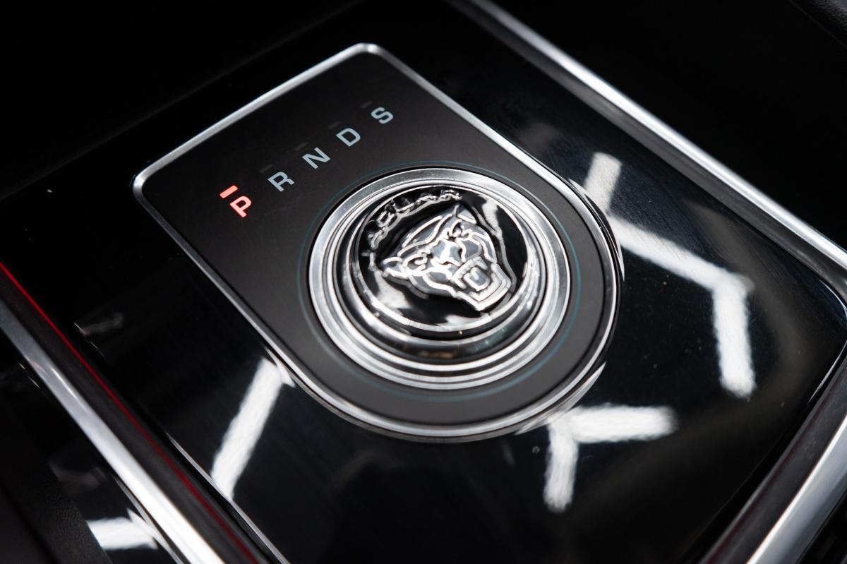 jaguar-f-pace-2017-diesel-1999cc