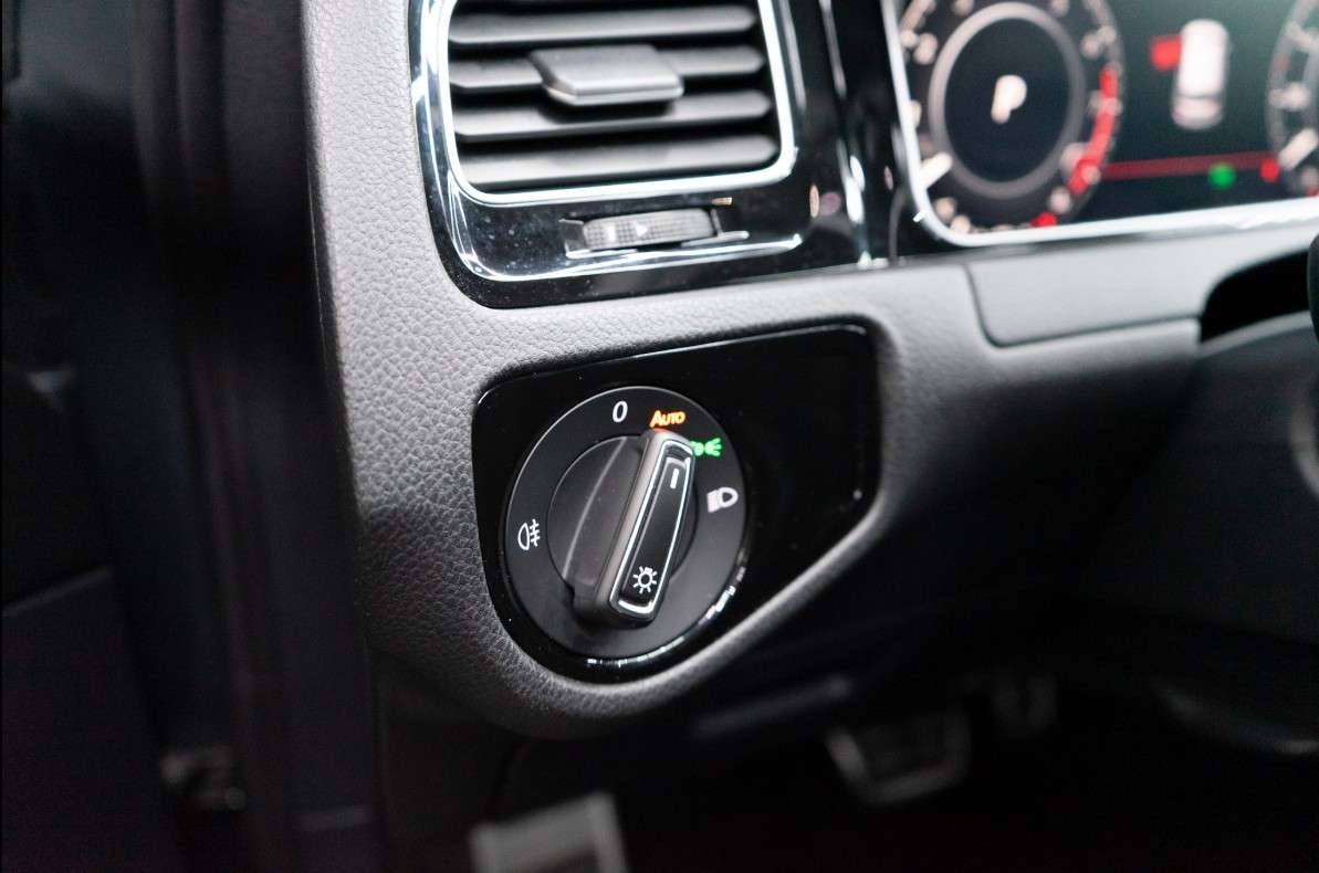 volkswagen-golf-2018-gasolina-1984cc