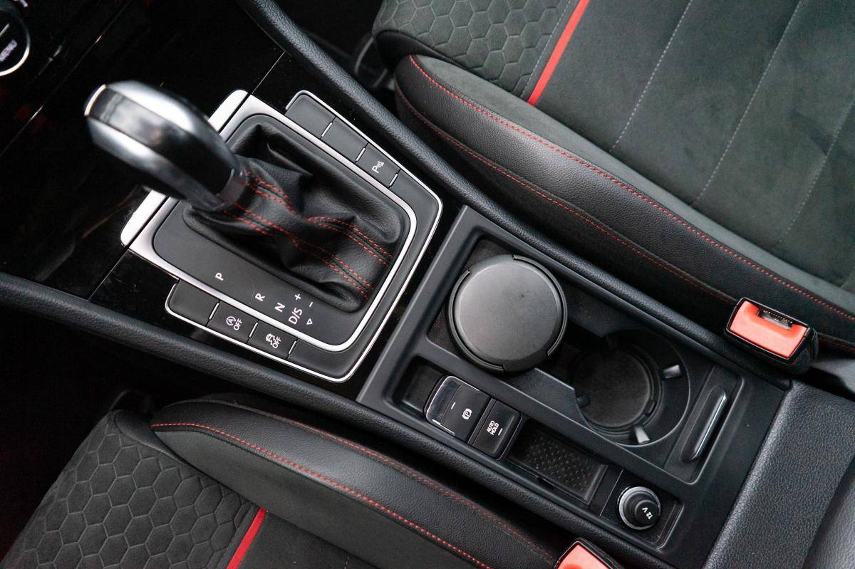 volkswagen-golf-2018-gasolina-1984cc