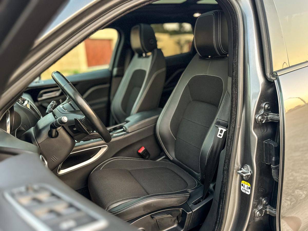 jaguar-f-pace-2018-diesel-1999cc