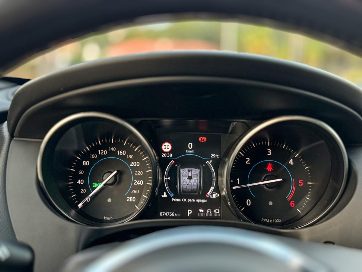 jaguar-f-pace-2018-diesel-1999cc