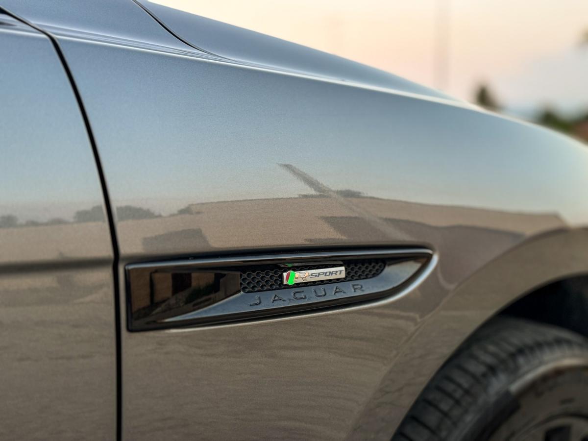 jaguar-f-pace-2018-diesel-1999cc
