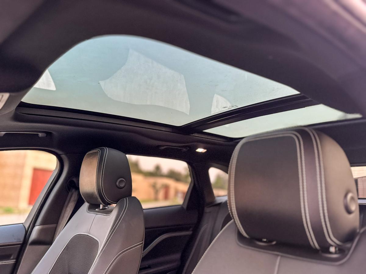 jaguar-f-pace-2018-diesel-1999cc