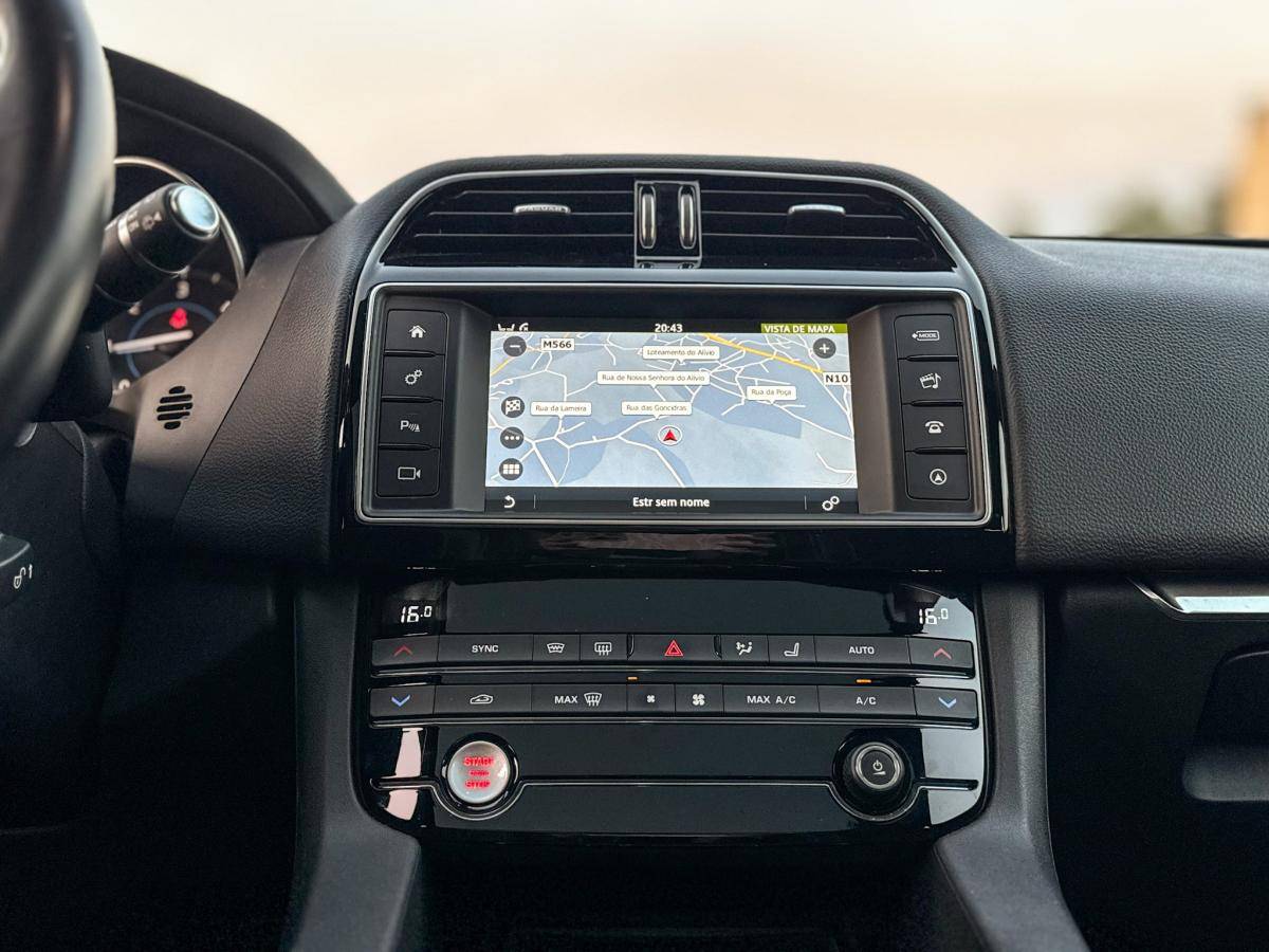 jaguar-f-pace-2018-diesel-1999cc