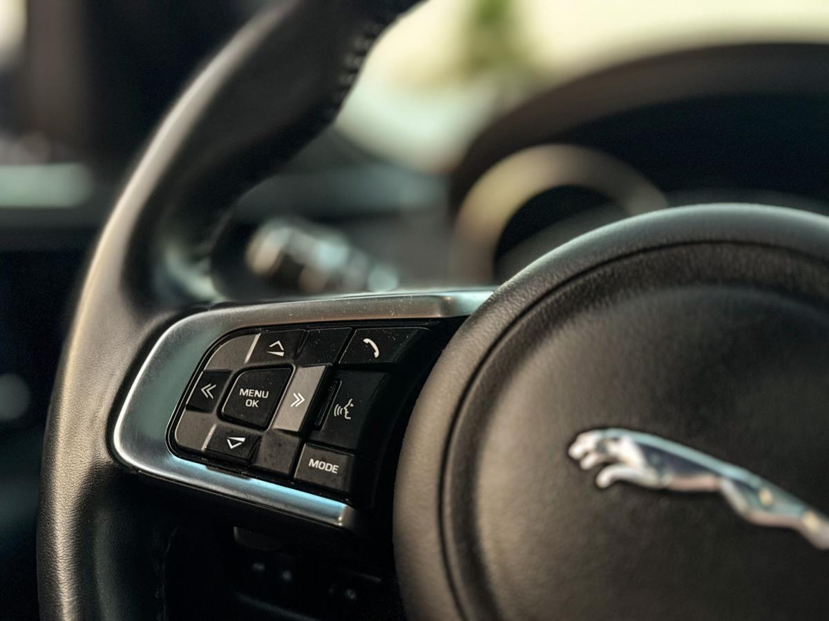 jaguar-f-pace-2018-diesel-1999cc