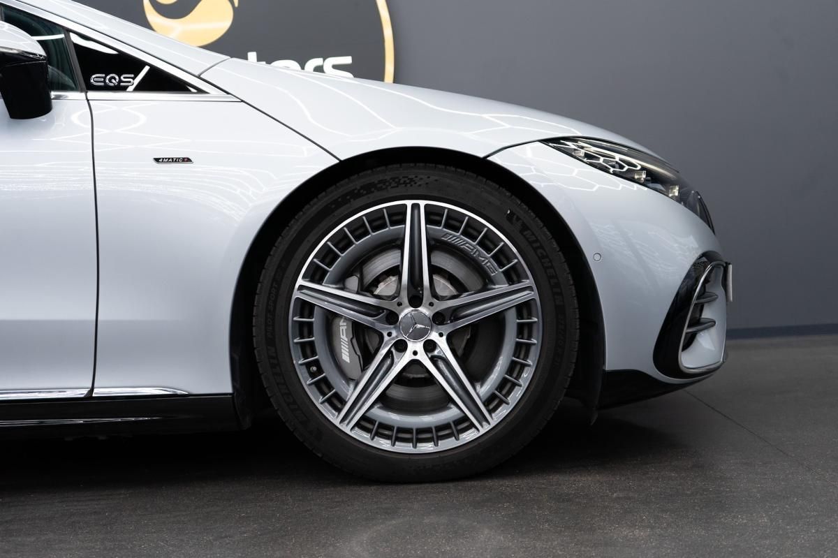 mercedes-benz-eqs-2023-eletrico-500cc