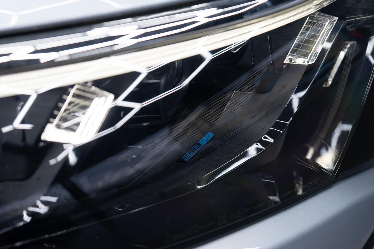 mercedes-benz-eqs-2023-eletrico-500cc