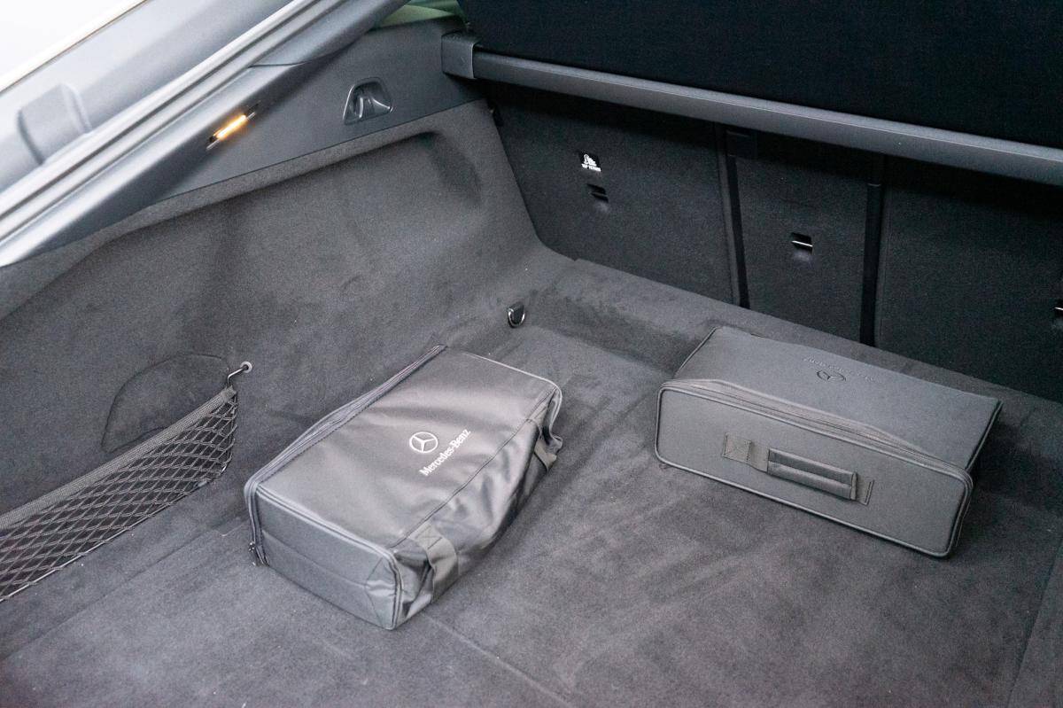 mercedes-benz-eqs-2023-eletrico-500cc