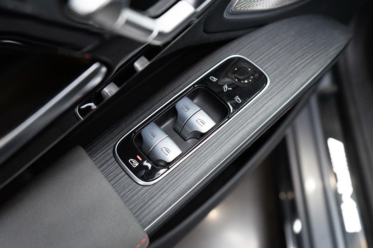 mercedes-benz-eqs-2023-eletrico-500cc