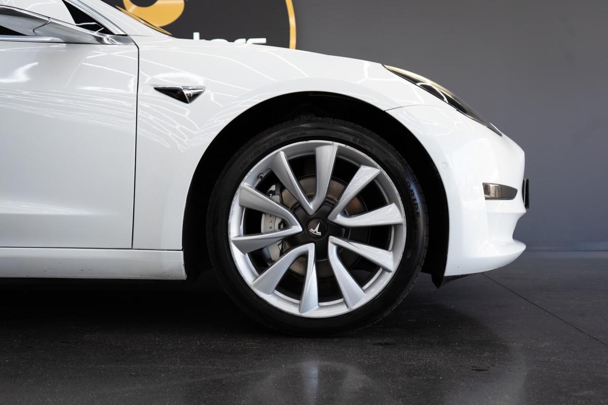 tesla-model-3-2019-eletrico-500cc