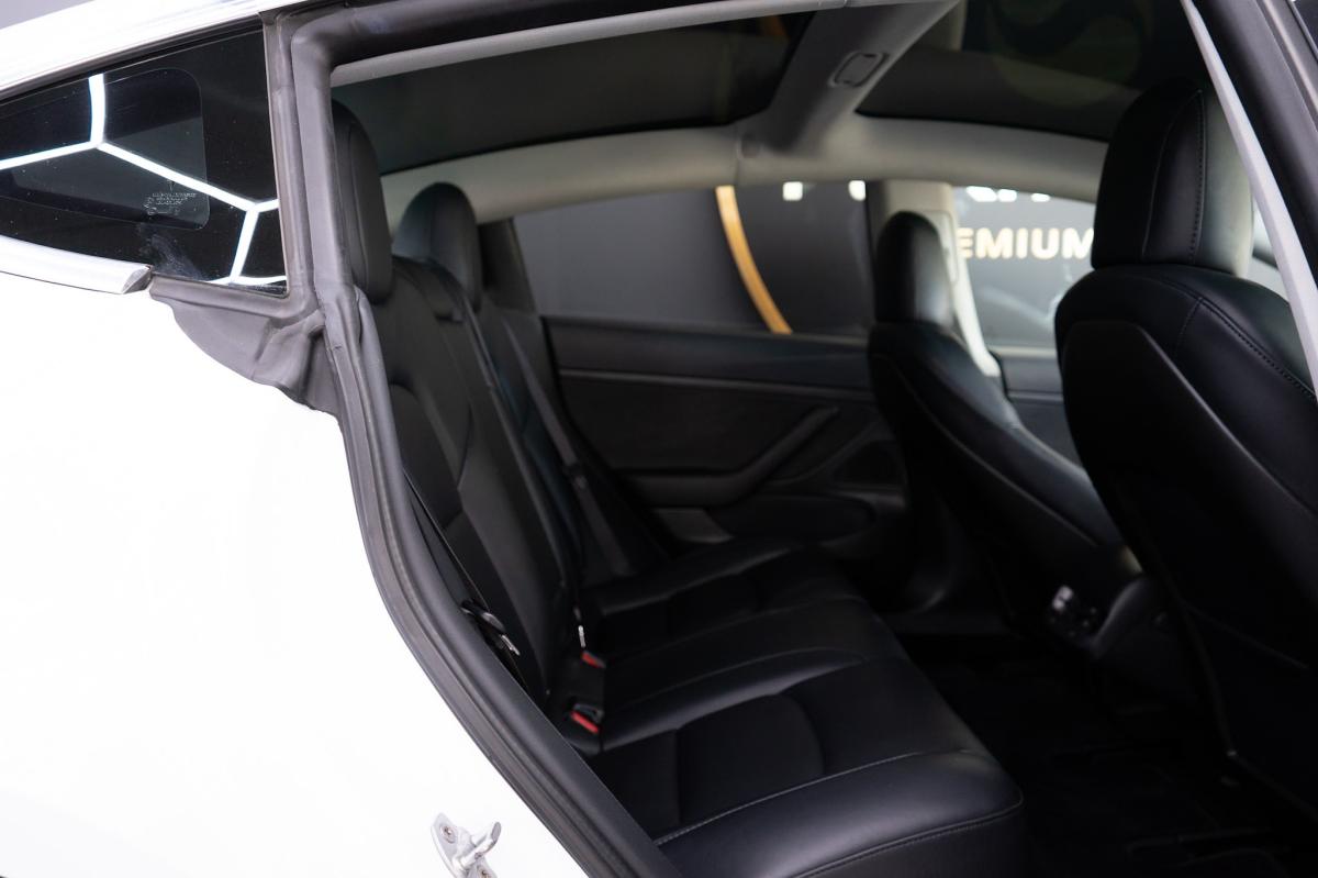 tesla-model-3-2019-eletrico-500cc