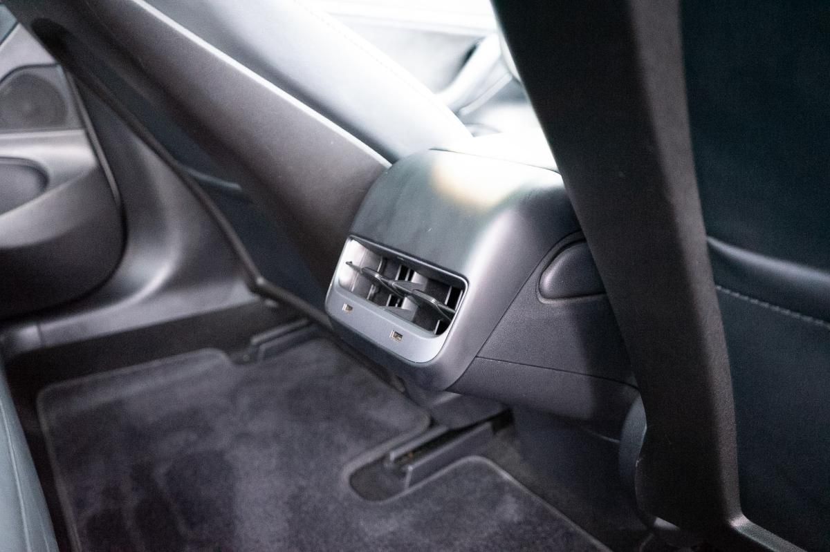 tesla-model-3-2019-eletrico-500cc