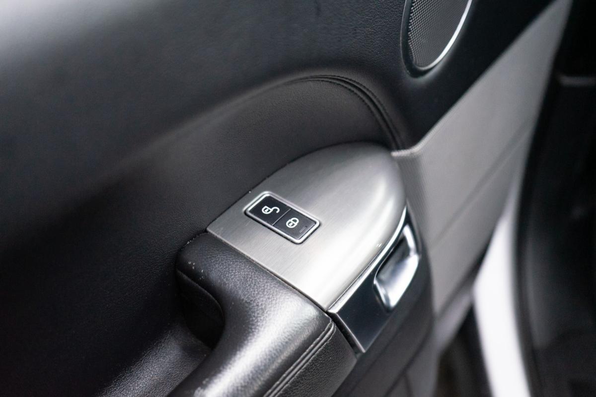 land-rover-range-rover-sport-2016-diesel-2993cc
